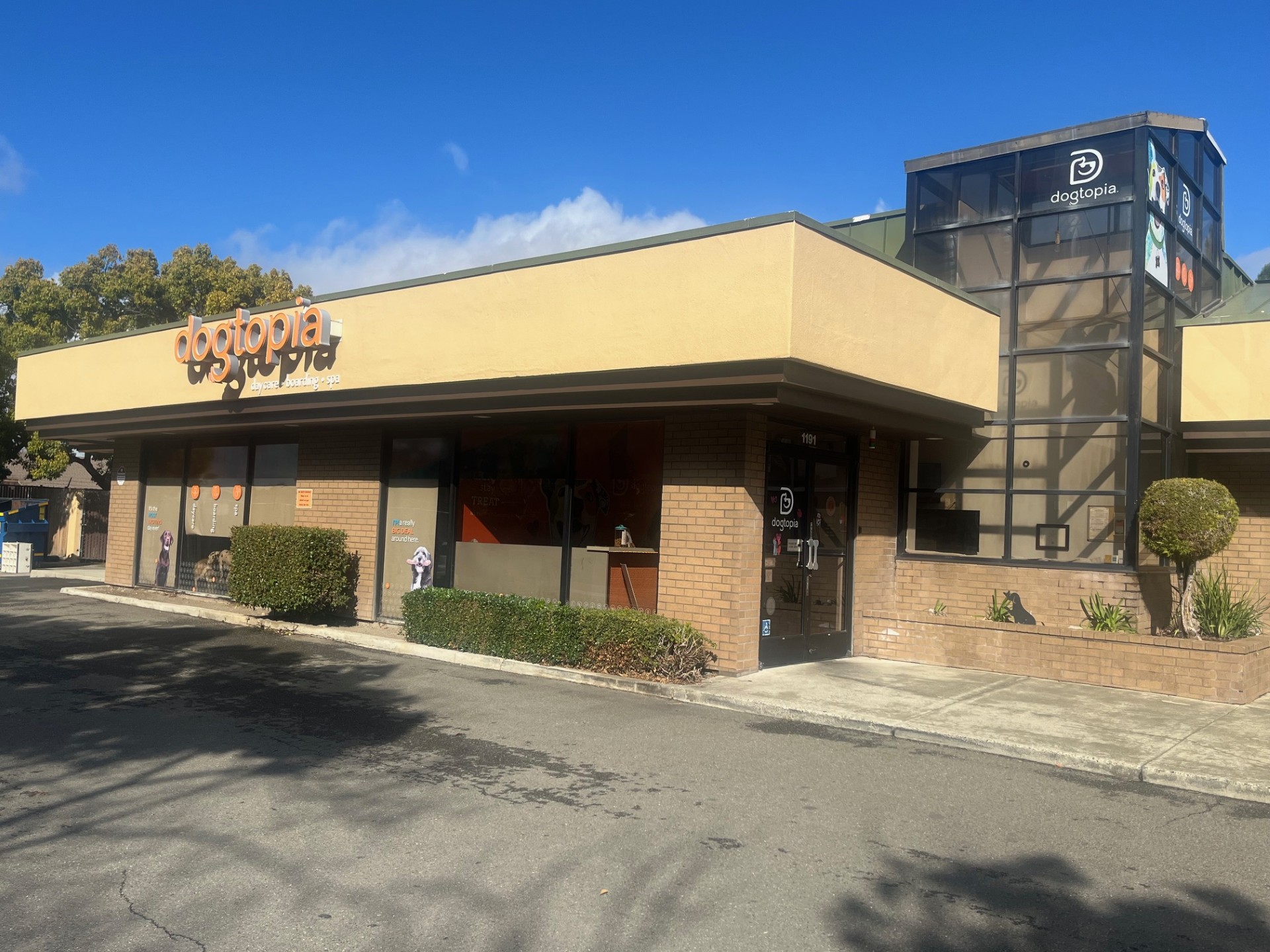 San Jose Exterior