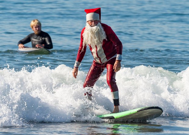 Surfin' Santa Photoshoot - Viera