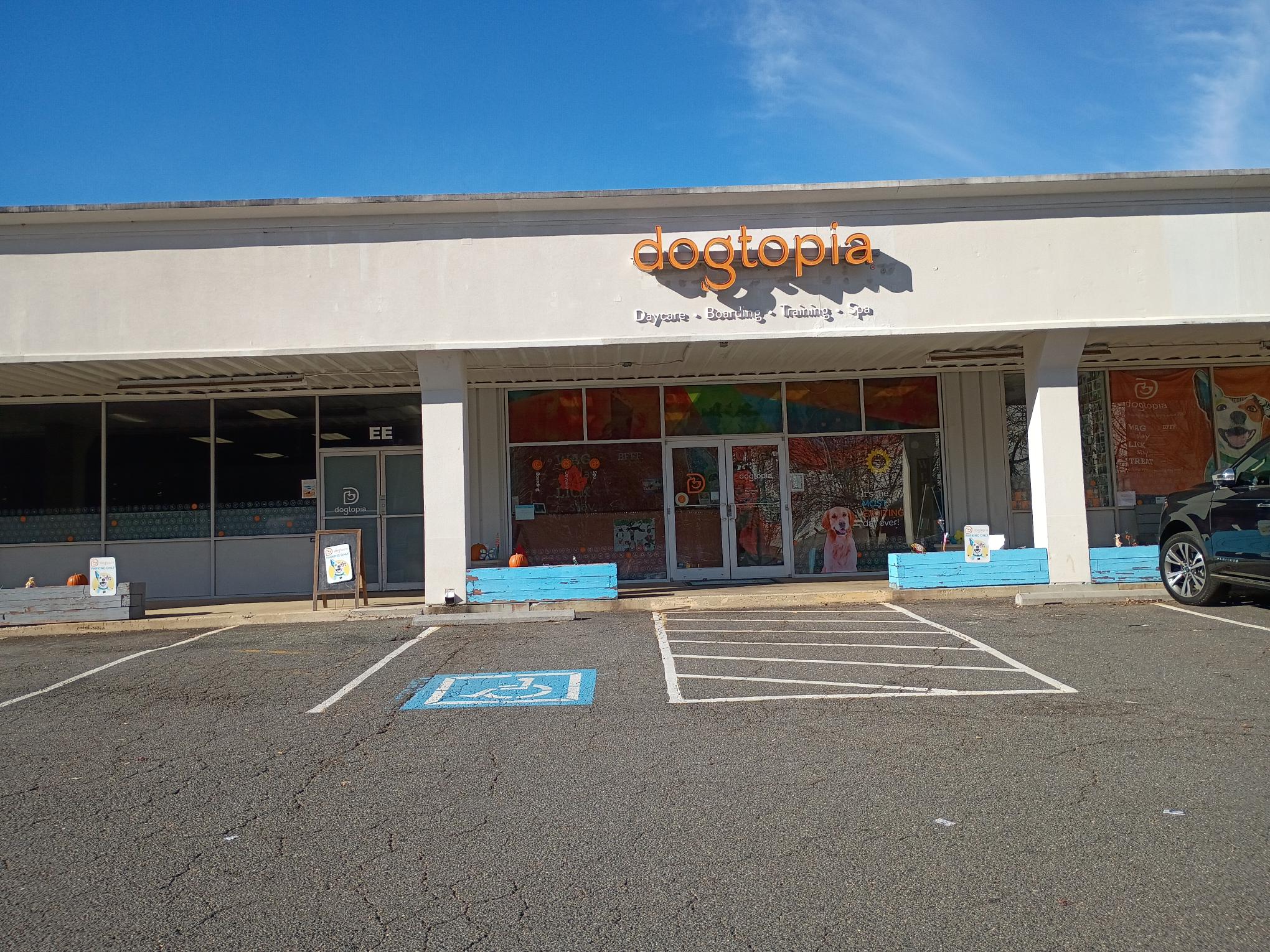 Tysons Exterior